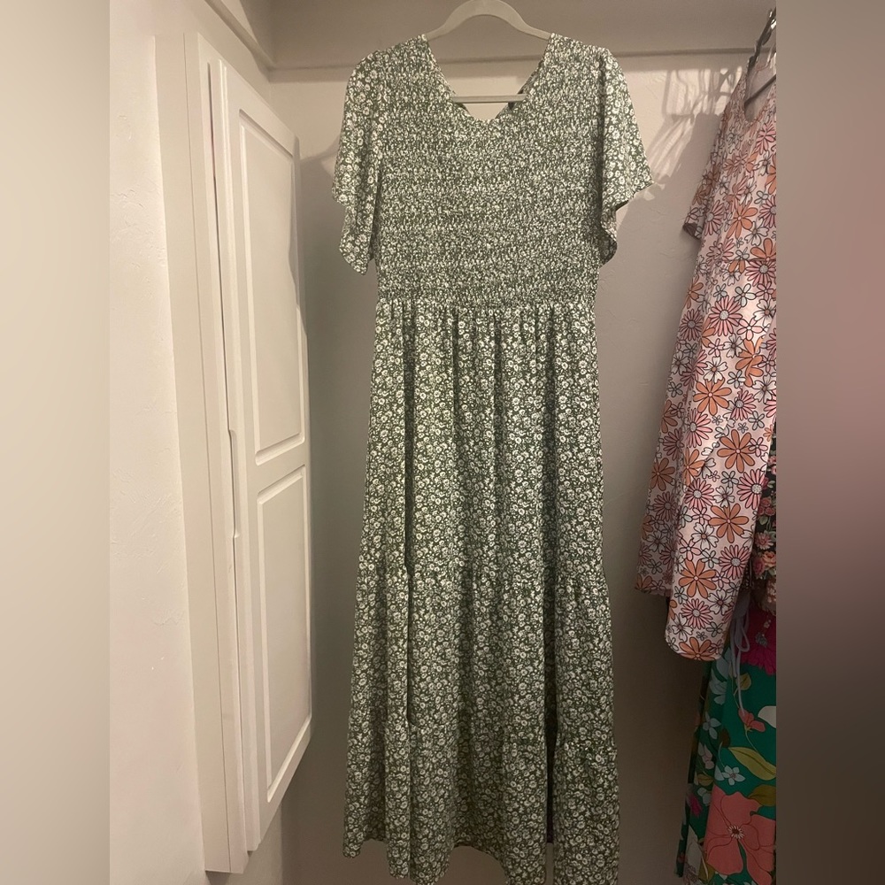 Tiered floral maxi dress